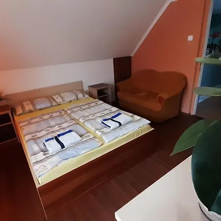 Taban Apartment *